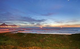 325 Leisure Bay Cape Town